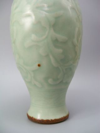 CHINESE INCISED GREEN LONGQUAN CELADON FLORAL VASE 6