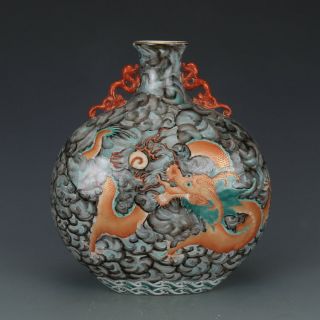 Fine Chinese Antique Qing Dynasty Famille Rose Porcelain Dragon Vase