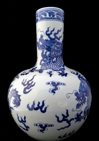 Estate Old House Chinese Antique Blue And White Porcelain Dragon Vase With Mark 6