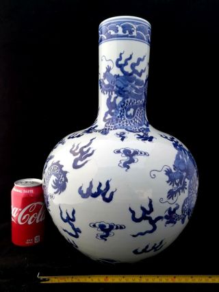 Estate Old House Chinese Antique Blue And White Porcelain Dragon Vase With Mark 9