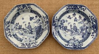 18th CENTURY CHINESE BLUE & WHITE PORCELAIN HAND - PAINTED PLATES QIANLONG 3