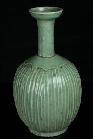 Jun032f Korean Goryeo Celadon Porcelain Bottle Vase