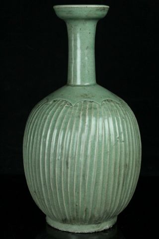 JUN032F KOREAN GORYEO CELADON PORCELAIN BOTTLE VASE 2