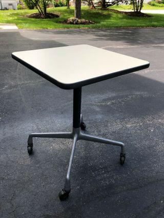 Rare Mid Century Eames Aluminum Group Herman Miller 20 " Square Roller Table 1
