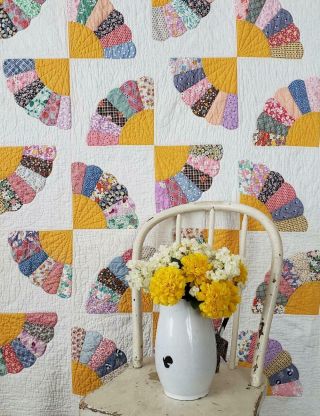 Mothers Day Idea Color Vintage 30s Marigold Yellow Fan Quilt 80x68 "