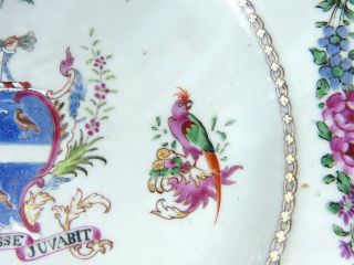 Quality 18th century Chinese Armorial Porcelain Plate dish Qianlong Famille Rose 5