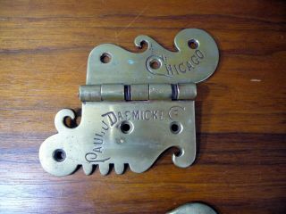 3 pc ANTIQUE ICE BOX PAUL J DAEMICKE Chicago Hinge Handle latch OFFSET BRASS 2