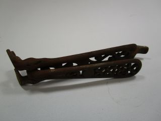 Vintage Cast Iron Wood Stove Plate Hinged Lid Lifter Handle Multi - Tool Ornate