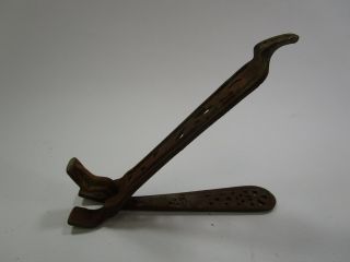 Vintage Cast Iron Wood Stove Plate Hinged Lid Lifter Handle Multi - tool Ornate 2