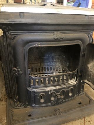 antique cast iron pot belly stove $120 7