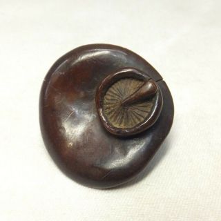 G028: Really Old Japanese Cultural Netsuke Of Wood Carving Of Mushroom Statue