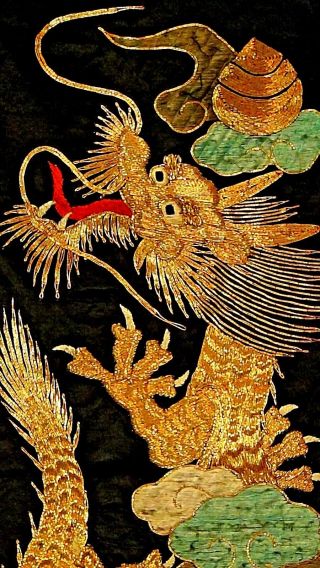 ANTIQUE 19c CHINESE 2 DRAGONS & CLOUDS GOLD THREADS SILK EMBROIDERY PANEL 4