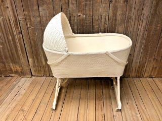 Vintage White Wicker Bassinet With Folding Stand Rolling Cradle Baby Basket Crib