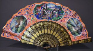 Gorgeous 19th Century Chinese Export Medallions 1000 Faces Lacquer Fan