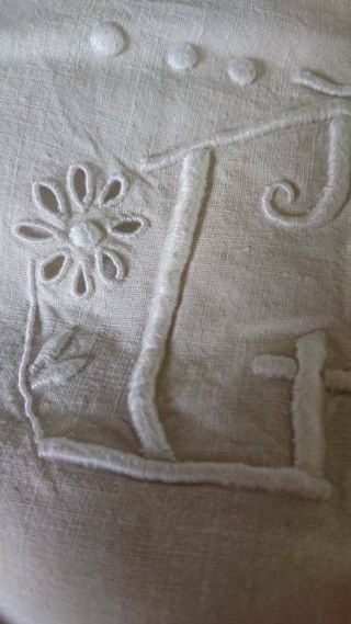 EXCEPTIONAL QUALITY ANTIQUE FRENCH EMBROIDERED PURE LINEN TROUSSEAU SHEET c1890 9