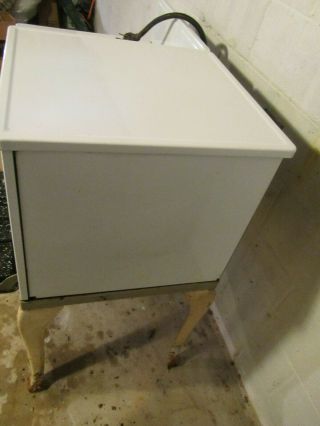 Vintage Hotpointe Electric Range 5