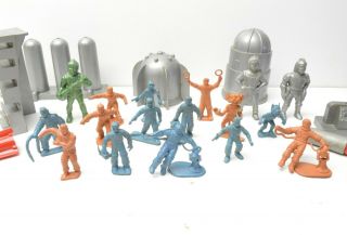 Marx - Vintage Space Patrol Rocket Port Playset tin litho figures,  parts 10