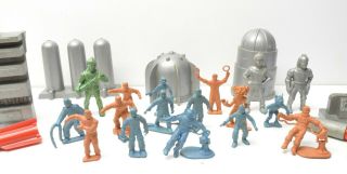 Marx - Vintage Space Patrol Rocket Port Playset tin litho figures,  parts 7