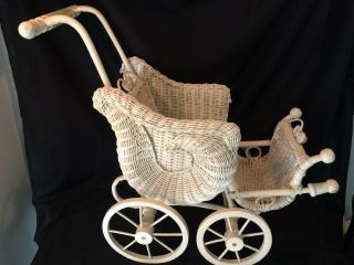 Vintage Victorian Wicker Baby Doll Carriage Buggy Pram 1980 