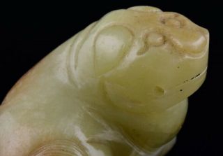 FINE ANTIQUE CHINESE QING DYNASTY YELLOW JADE FU LION BEAST FIGURE 4
