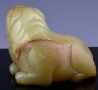 FINE ANTIQUE CHINESE QING DYNASTY YELLOW JADE FU LION BEAST FIGURE 7