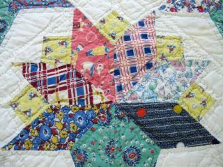 OUTSTANDING Vintage Feed Sack Novelty Prints Hand Sewn NOSE GAY Quilt; 84 