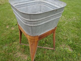 VINTAGE GALVANIZED STEEL SINGLE WHEELING WASH TUB,  PLANTER,  FLOWER POT,  HOME SINK 2