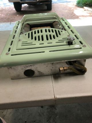 Vintage Peerless Model 7602 Gas Wall Heater - Green 2