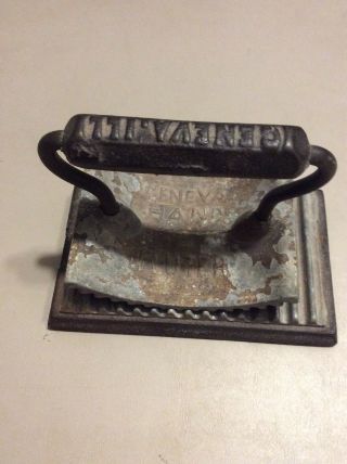 Geneva Hand Fluter Primitive Clothing Pleat Crimp Sad Iron Tool Patent 1866