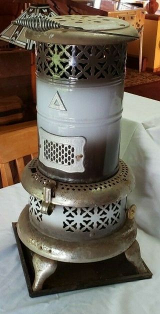 Vintage Model 1666 Perfection Kerosene Oil Heater Parlor Stove Body - Incl Spill