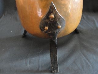 2 Vintage Hammered Copper Swedish Hearth Kettles Cast Iron Arts and Crafts 5