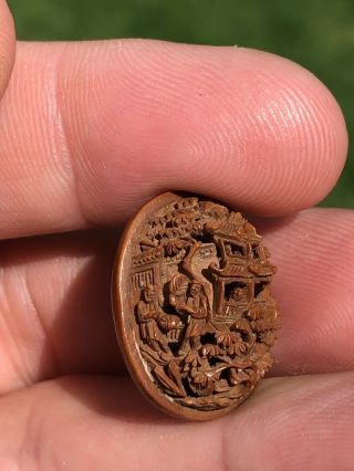 FINE CHINESE QING DYNASTY 19TH CENTURY HEDIAO CARVED NUT BEAD 2