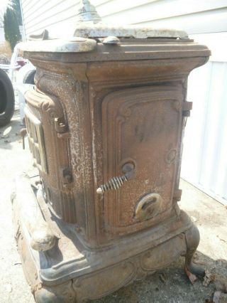 Antique Cast Iron Wood Burning Stove,  Parlor Stove,  Furnace Heater,  Cook Stove 3