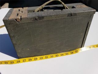Exceptional Wwi 30 Cal Wood Ammo Box Webbing Handle M1917a1