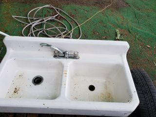 Old Farm Sink 4