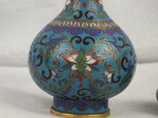 FINE EARLY 19TH C CLOISONNE GILT GARLIC NECK SMALL VASE ON STAND 3