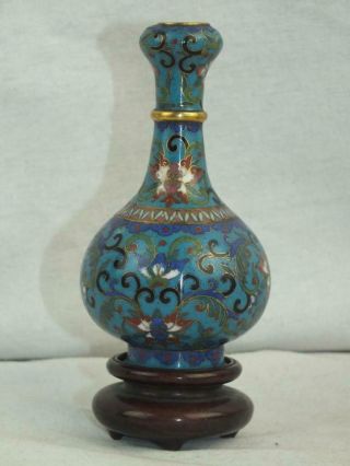 FINE EARLY 19TH C CLOISONNE GILT GARLIC NECK SMALL VASE ON STAND 6