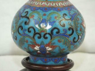 FINE EARLY 19TH C CLOISONNE GILT GARLIC NECK SMALL VASE ON STAND 7