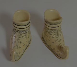 50 OFF VINTAGE ANTIQUE IVORY - COLORED ALADDIN - TYPE SHOES – CANDLESTICKS PP661 2