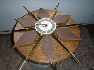 Rare Vintage Verichron Starburst,  Atomic Wall Clock Mid - Century Clock 1950 