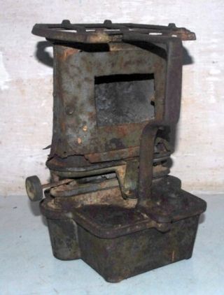 Old Rare Antique Cast Iron Stove Heater Kerosene Oil Burning Collectiblle Stove