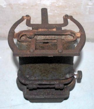 Old Rare Antique Cast Iron Stove Heater Kerosene Oil Burning Collectiblle Stove 6