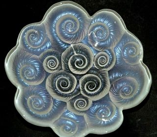 Stunning Art Deco Iridescent Glass Bowl With Raised Shells Design Lalique Style
