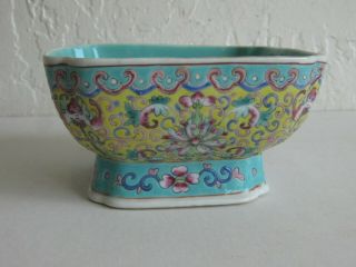 Fine Old Antique Chinese Enameled Famille Rose Porcelain Square Bowl Signed