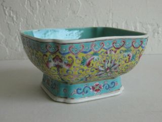 Fine Old Antique Chinese Enameled Famille Rose Porcelain Square Bowl SIGNED 4