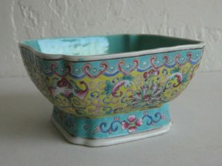 Fine Old Antique Chinese Enameled Famille Rose Porcelain Square Bowl SIGNED 6