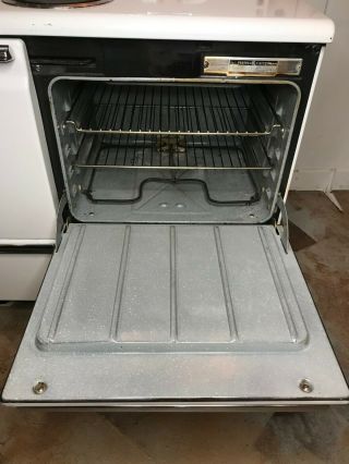 Vintage General Electric Stove Model 1J402W1M2 Local Pick Up Only 8