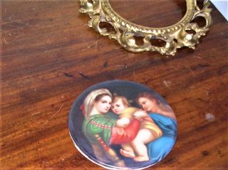 Madonna & Child Round Porcelain In Florentine Gilt Frame C.  1900 4