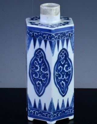 Fine 17thc Chinese Kangxi Blue White Faceted Footed Tea Caddy Jar Vase