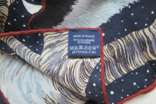 Hermes 2018 Awooooo silk scarf by Alice Shirley / dans un jardin alphabet carre 8